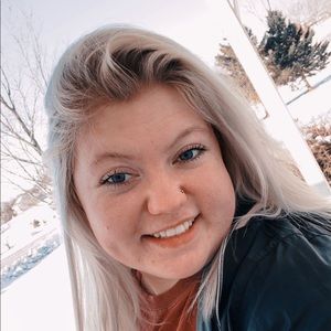 Meet your Posher, Megan
